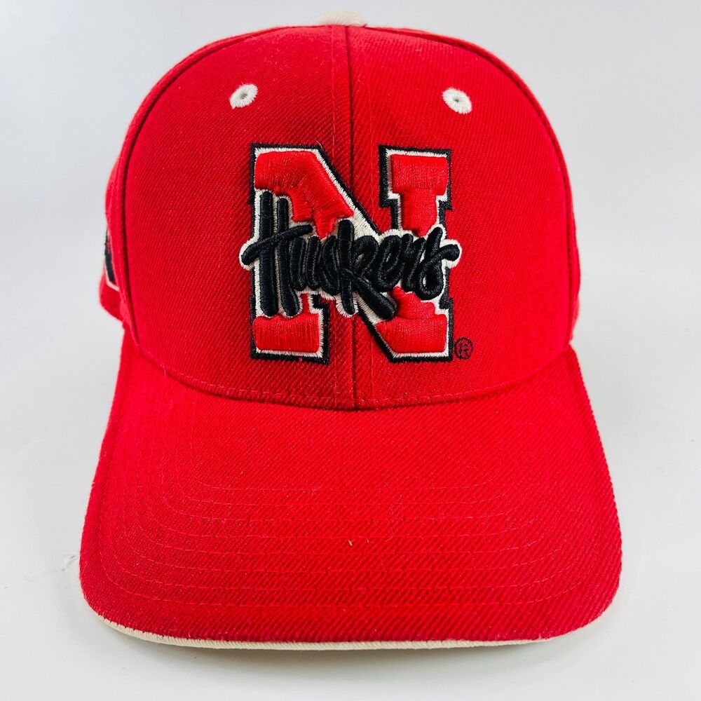 NEBRASKA CORNHUSKERS Red Colosseum Adjustable Strapback Hat Cap 'N' Logo NCAA - Picture 2 of 10